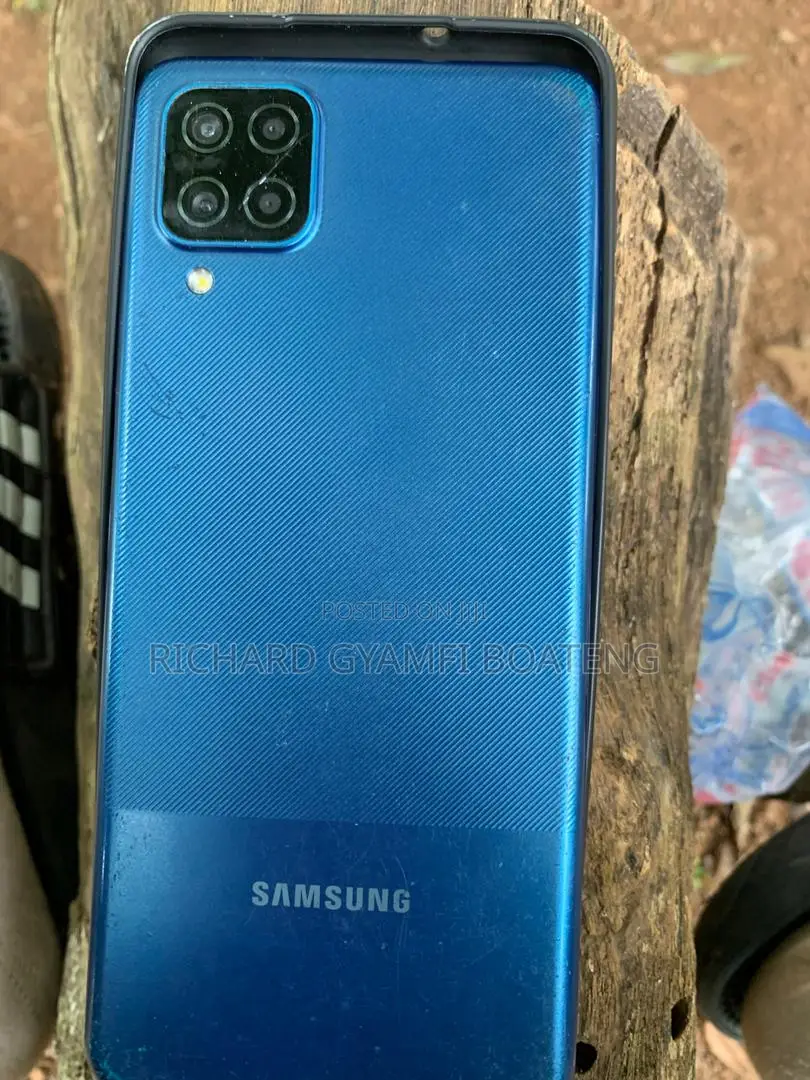 Samsung Galaxy A12 64 GB Blue