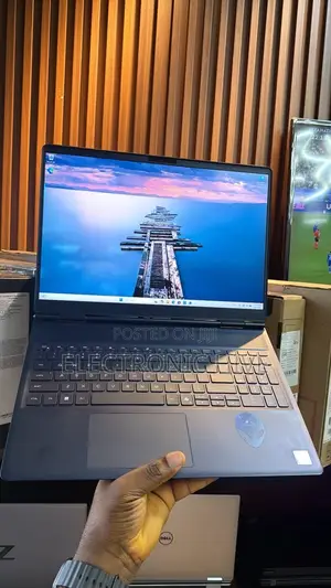 Laptop Dell Alienware Aurora 16 16GB Intel Core 7 SSD 1T