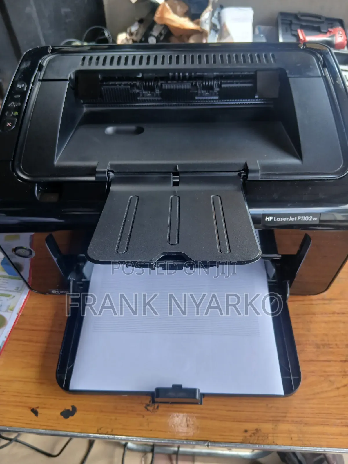HP P1102 W