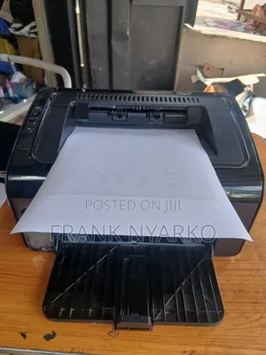 HP P1102 W