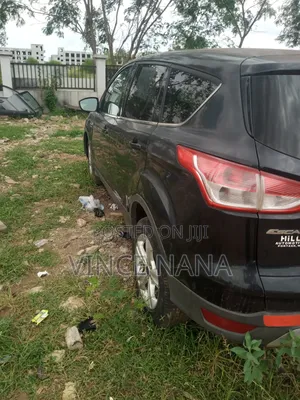 Ford Escape SE 4dr SUV (1.6L 4cyl Turbo 6A) 2014 Black