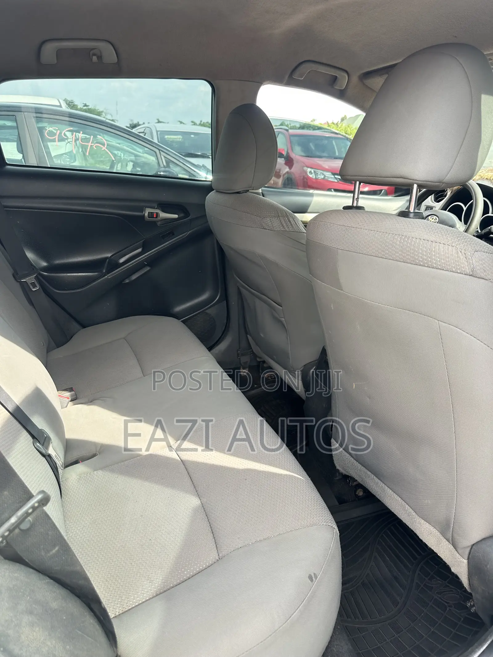 Toyota Matrix 2011 Silver