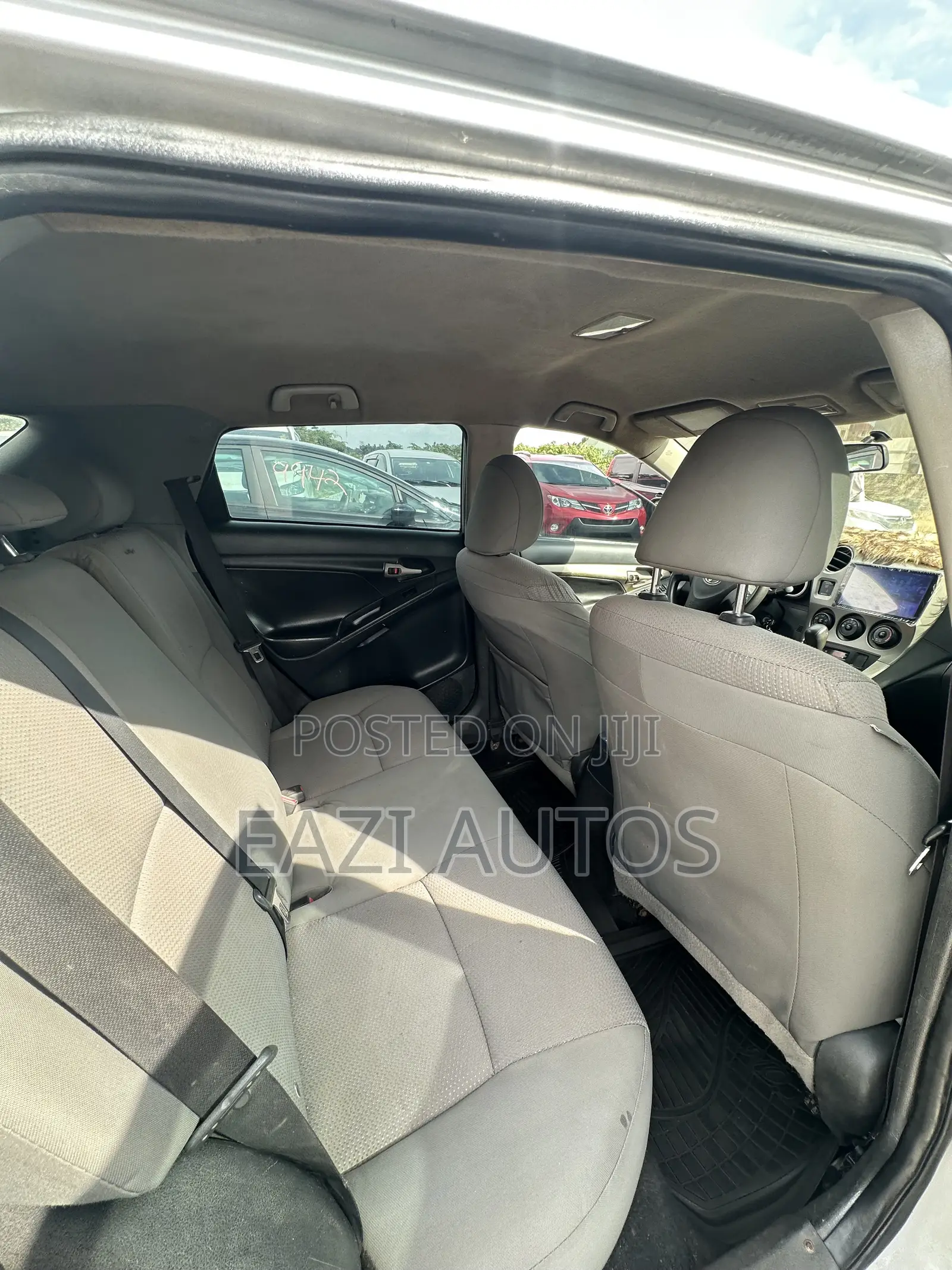 Toyota Matrix 2011 Silver