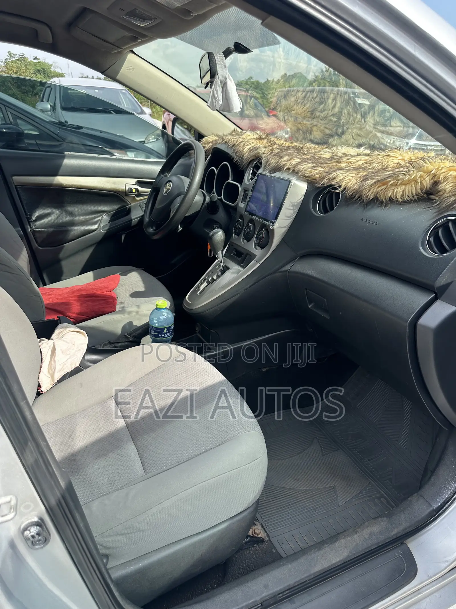 Toyota Matrix 2011 Silver