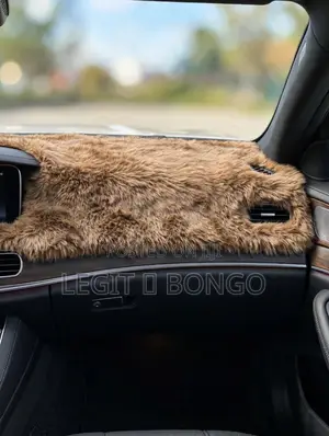Universal Fluffy Dashboard Mat