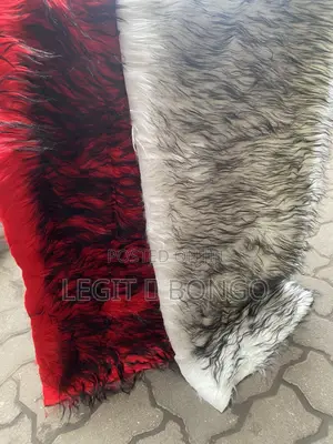 Universal Fluffy Dashboard Mat