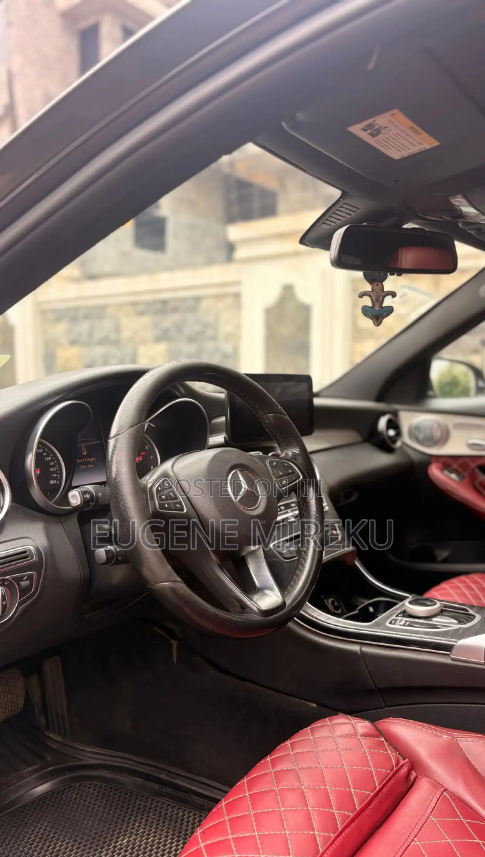 Mercedes-Benz C300 2016 Blue