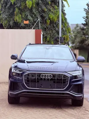 Audi Q8 2020 Blue