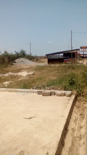 4 Plots of Land for Sell at Main Road
Amasaman Onyansana, Ayikai Doblo