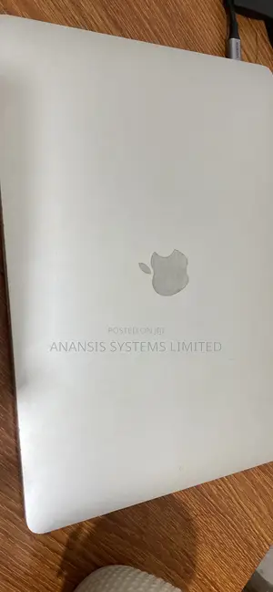 Laptop Apple MacBook Pro 2019 16GB Intel Core i5 SSD 256GB