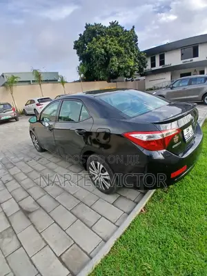 Toyota Corolla 2014 Black