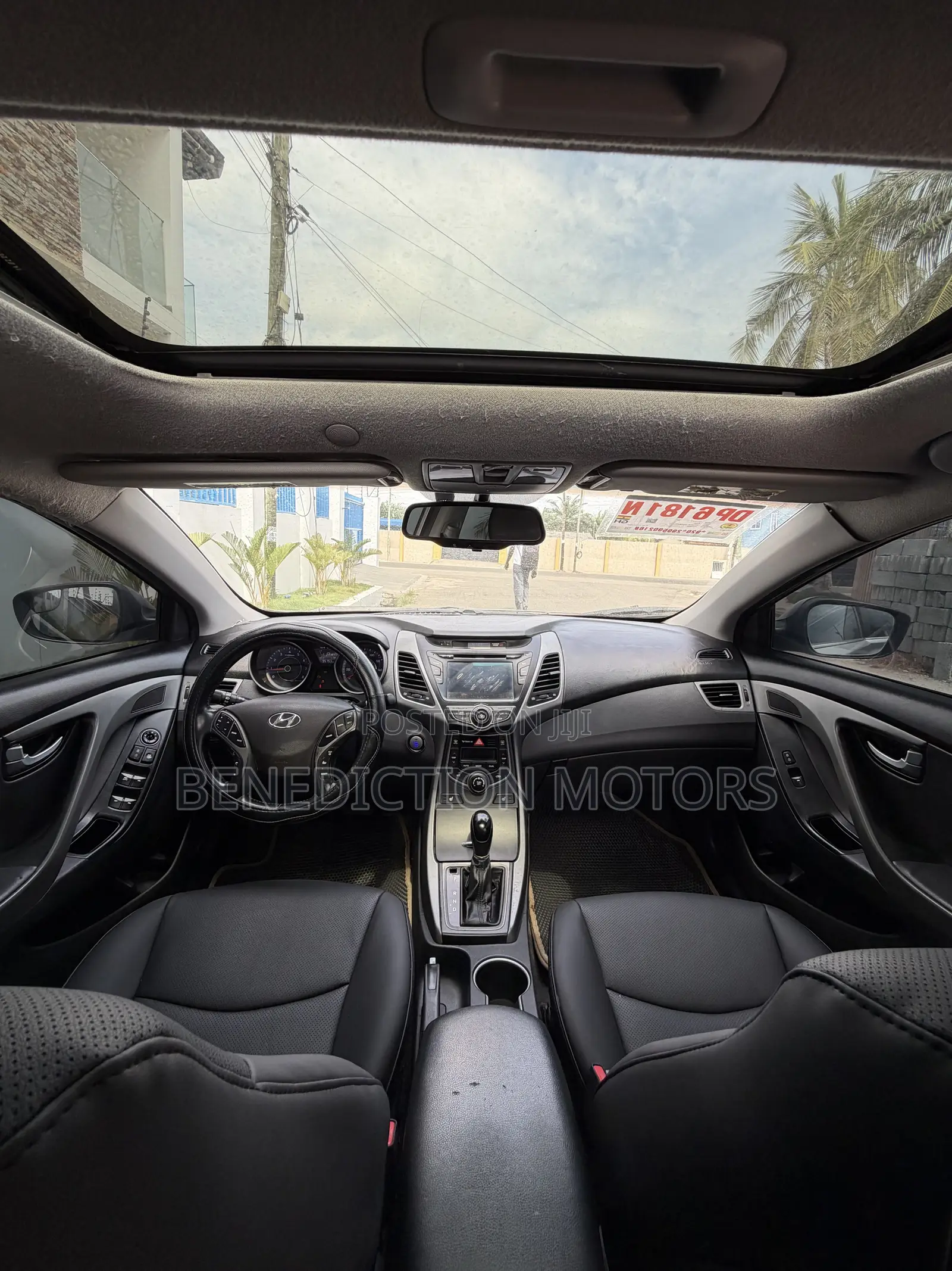 Hyundai Elantra Limited 4dr Sedan (1.8L 4cyl 6A) 2015 Silver