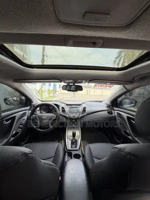 Hyundai Elantra Limited 4dr Sedan (1.8L 4cyl 6A) 2015 Silver
