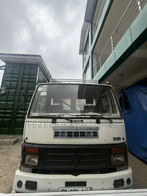 ASHOK LEYLAND 1518 Truck 2014 White