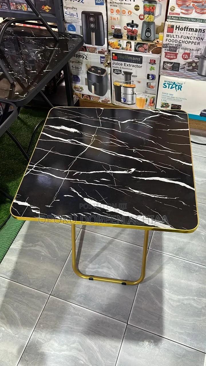 Foldable Table