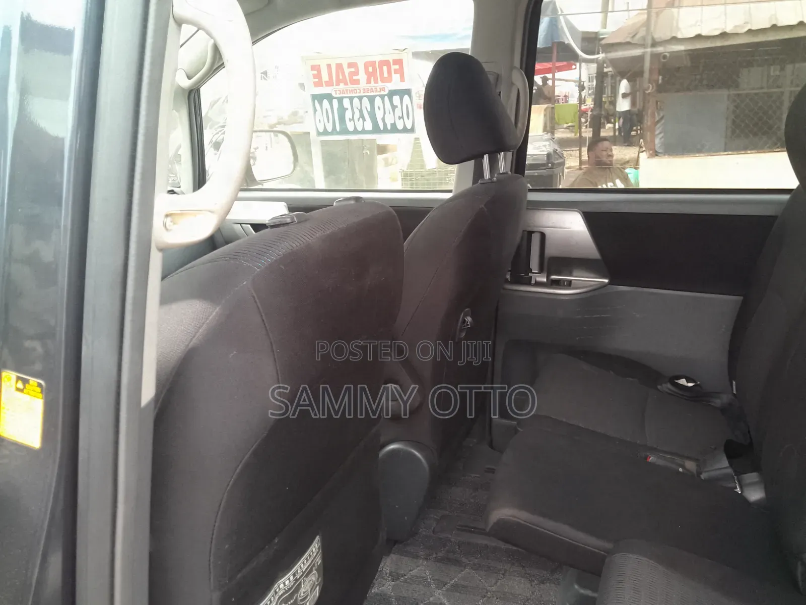 Toyota Voxy 2012 Black