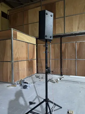 3-Meter Hand Crank and Stereo