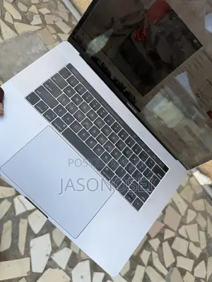 Laptop Apple MacBook Pro 16GB Intel Core i7 SSD 512GB
