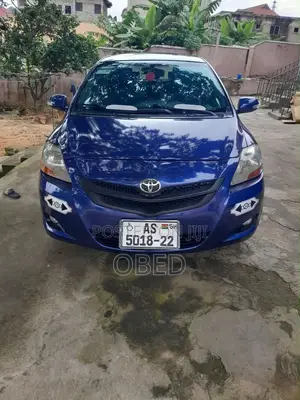 Toyota Yaris 2010 Blue