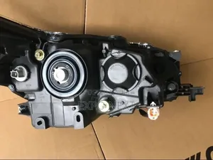 Toyota Fortuner (2016–2020) Headlights Halogen