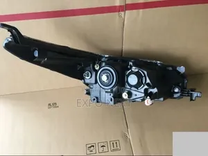 Toyota Fortuner (2016–2020) Headlights Halogen