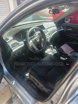 Honda Accord Sedan LX-P 2012 Silver