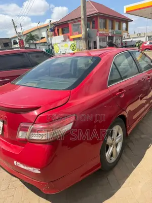 Toyota Camry 2011 Red