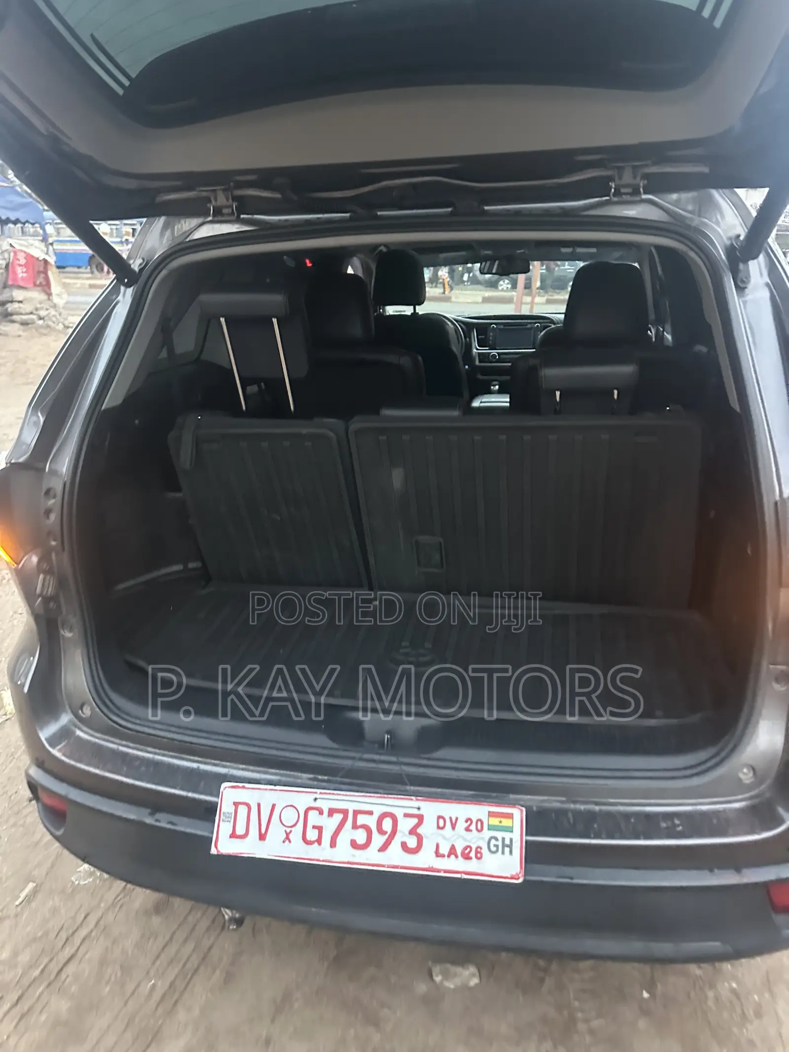 Toyota Highlander XLE V6 4x2 (3.5L 6cyl 6A) 2016 Gray