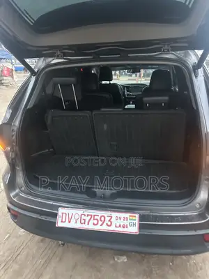 Toyota Highlander XLE V6 4x2 (3.5L 6cyl 6A) 2016 Gray