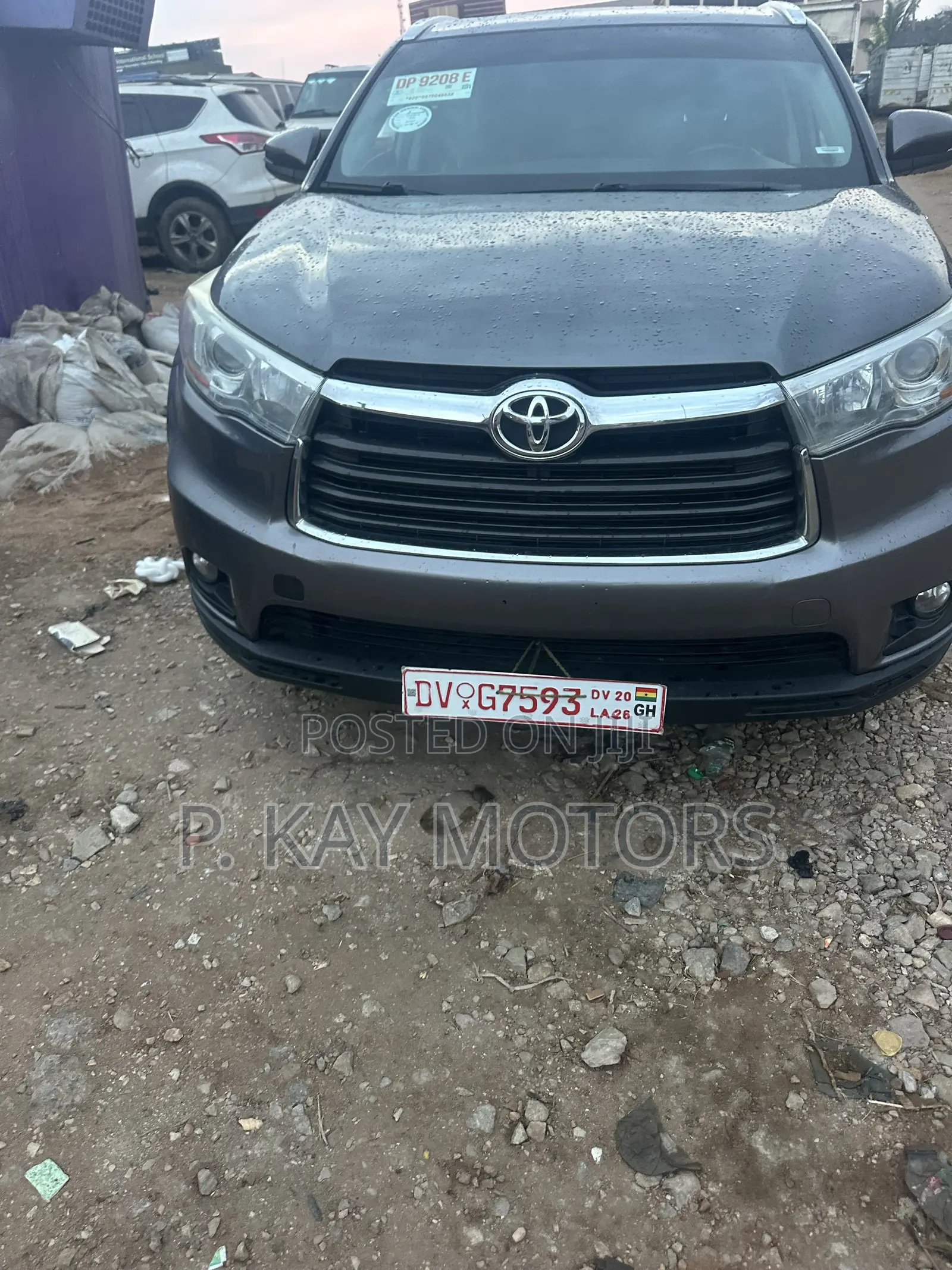 Toyota Highlander XLE V6 4x2 (3.5L 6cyl 6A) 2016 Gray