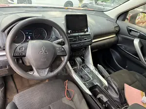 Mitsubishi Eclipse 2023 Red