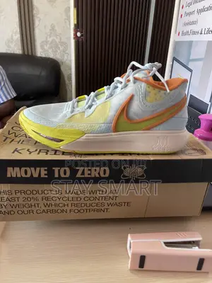 Nike Kyrie 8 Basketball Shoes