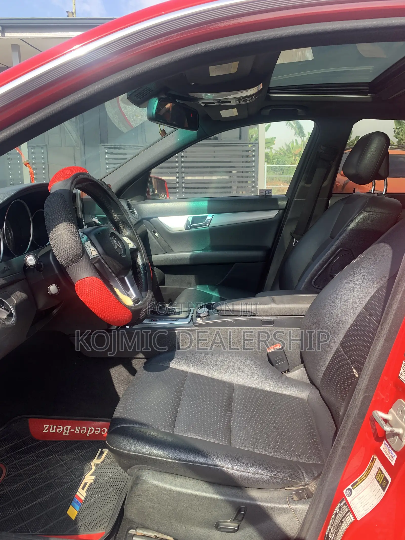 Mercedes-Benz C250 2014 Red
