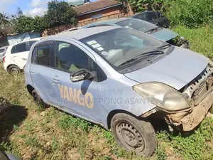 Toyota Vitz 1.0 FWD 3dr 2010 Gray