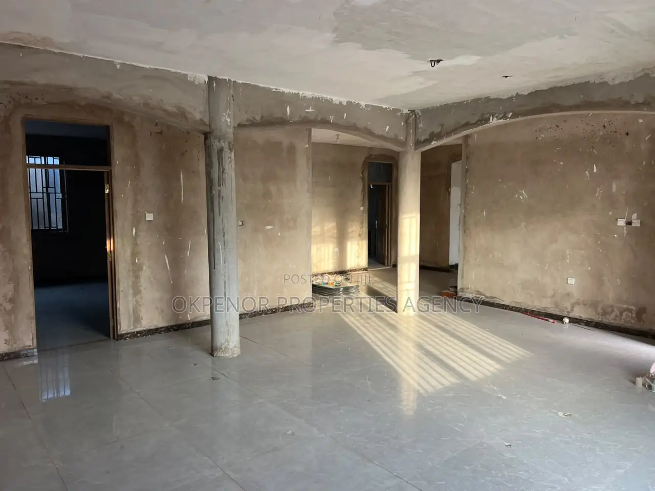 Warehouse for Sale at East Airport