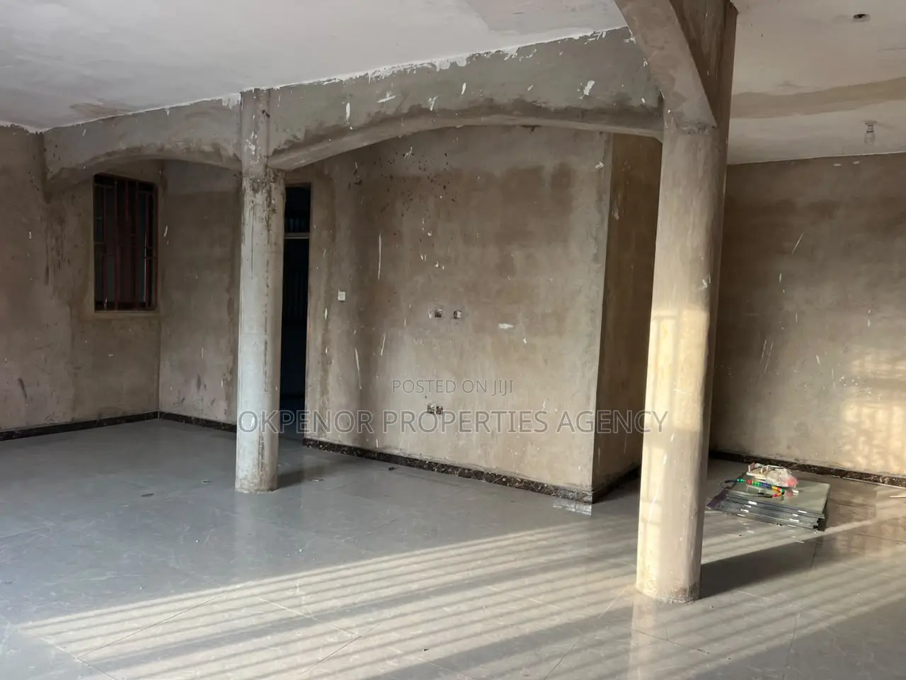Warehouse for Sale at East Airport