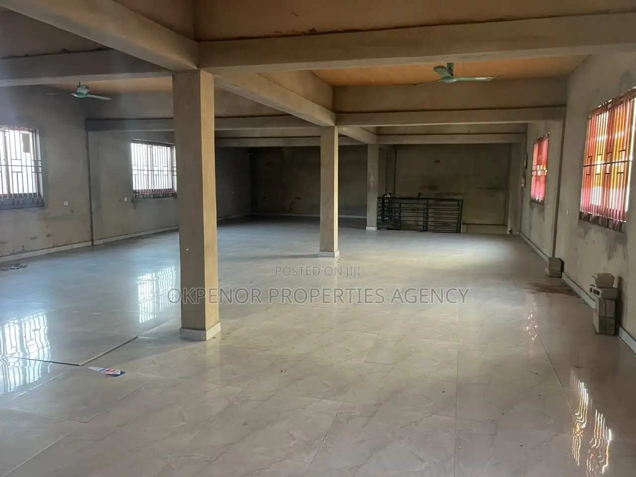 Warehouse for Sale at East Airport