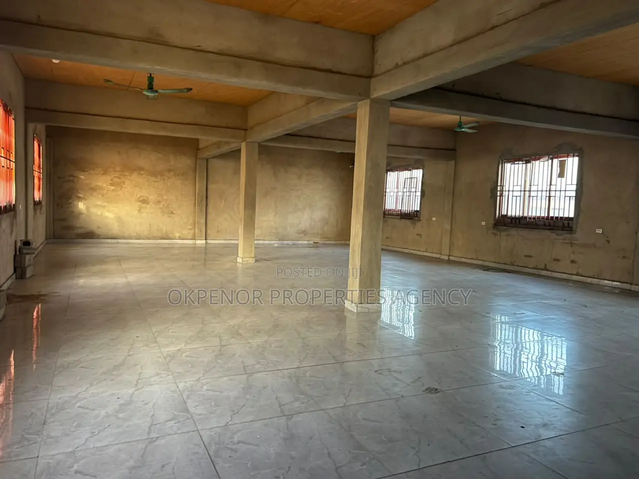 Warehouse for Sale at East Airport