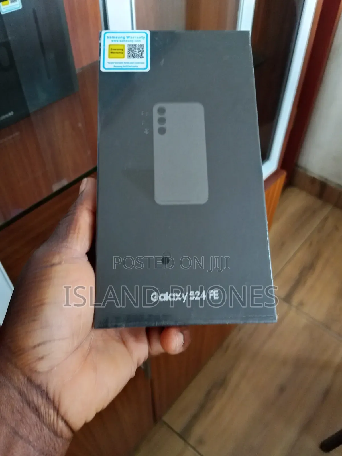 New Samsung Galaxy S24 FE 128 GB Black