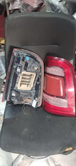 Dodge Ram 2018 2022 Taillight