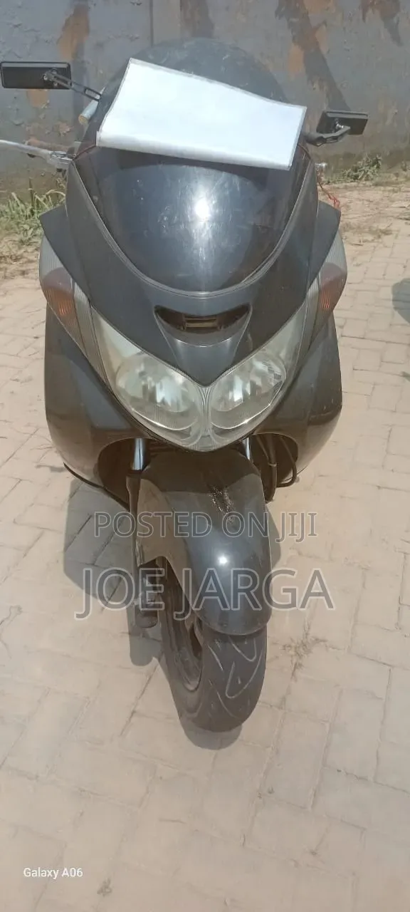Suzuki Burgman 2011 Black