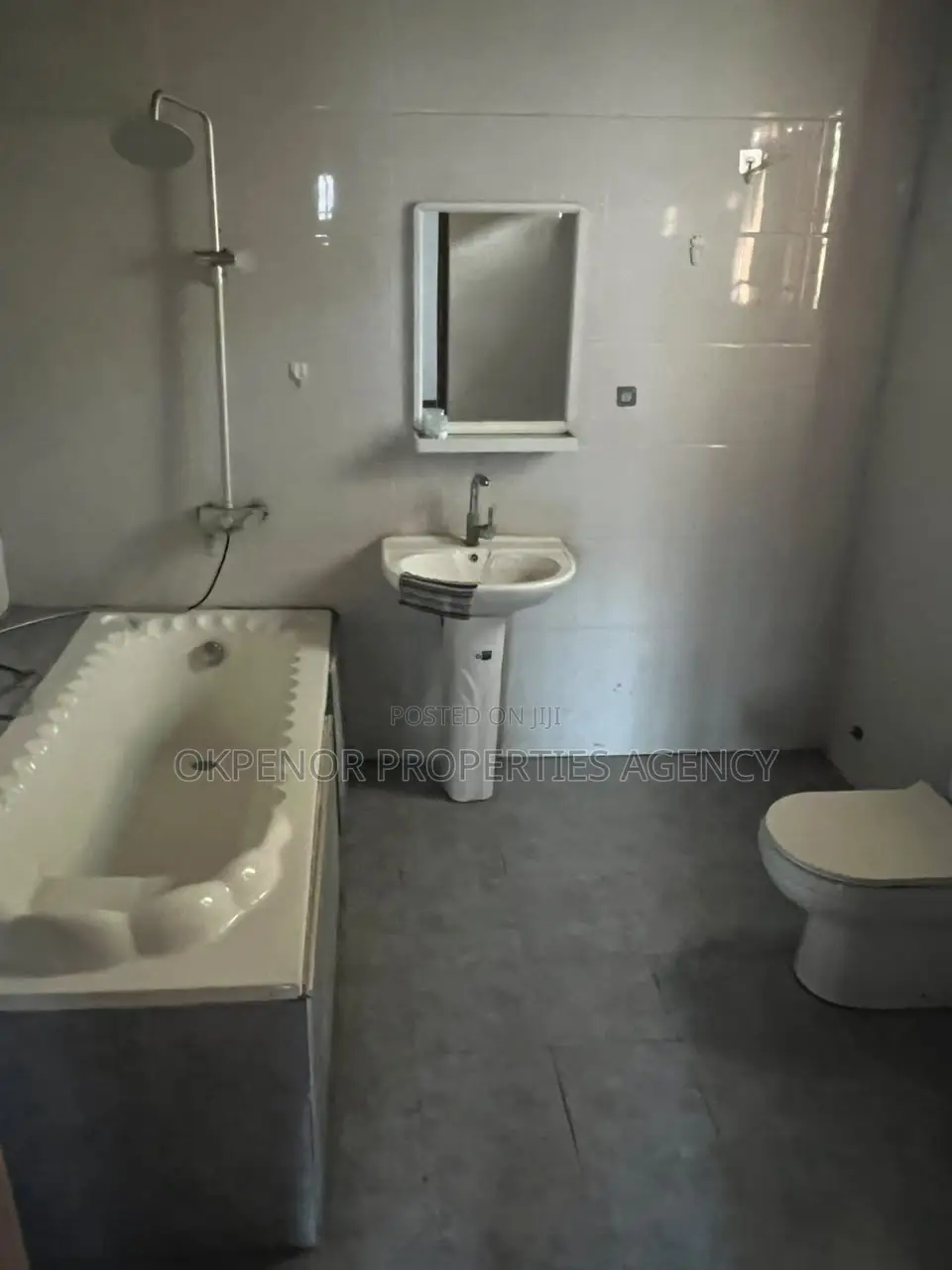 4bdrm House in East Airport, Manet Junction for sale