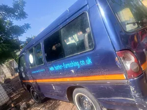 Hyundai H-100 2002 Blue