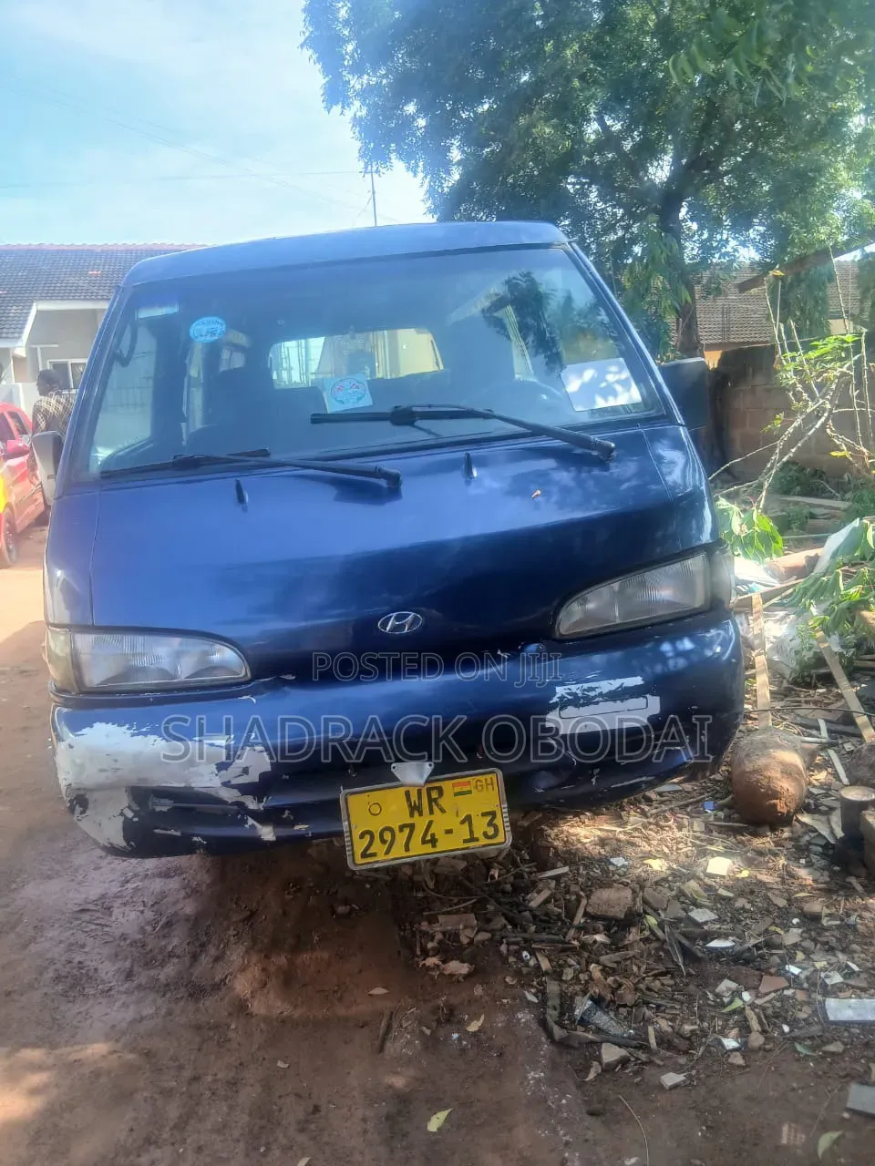 Hyundai H-100 2002 Blue