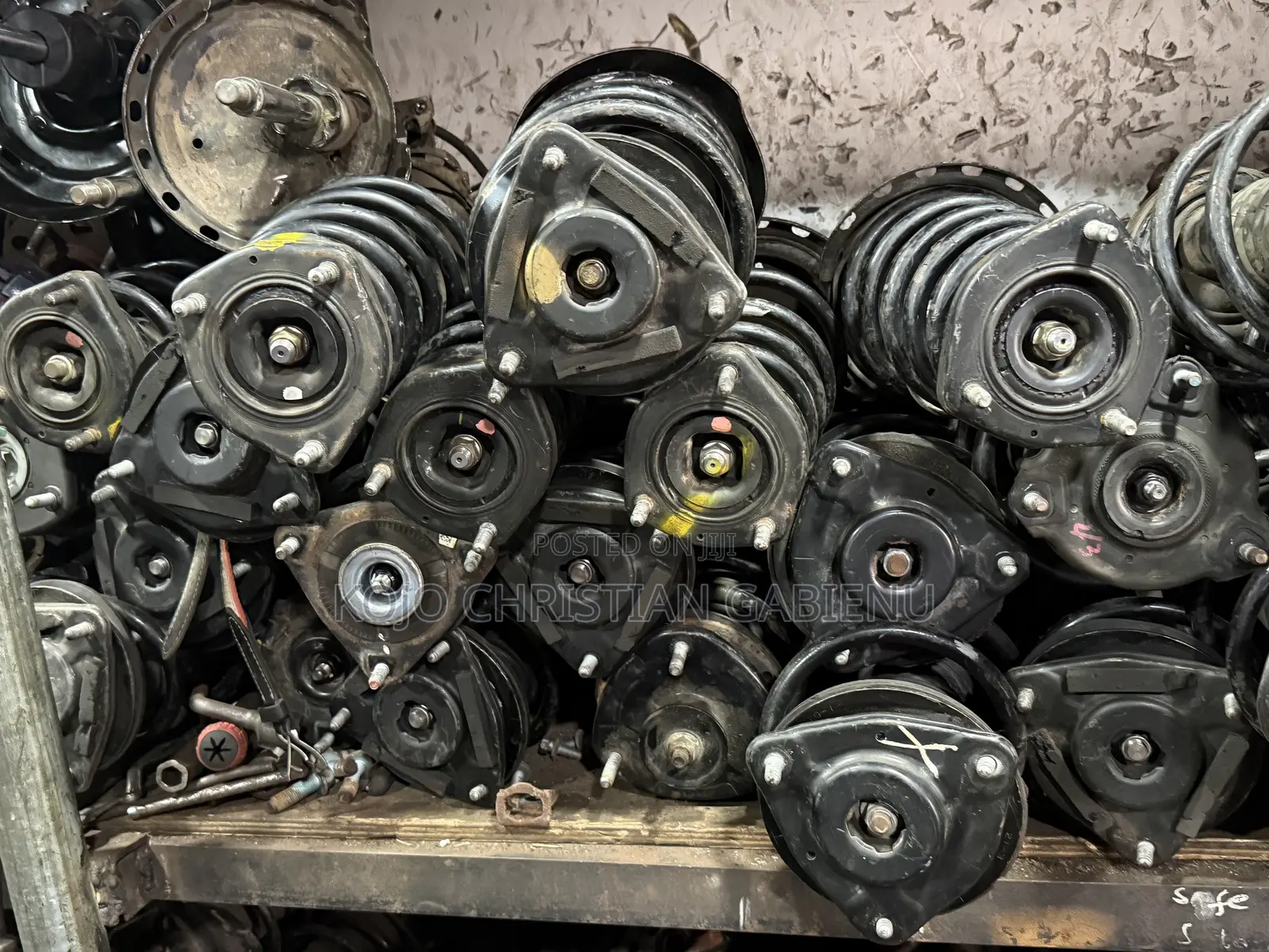 Dealers in All of Japan Back (Axel, Hubs & Shocks) From Shocks