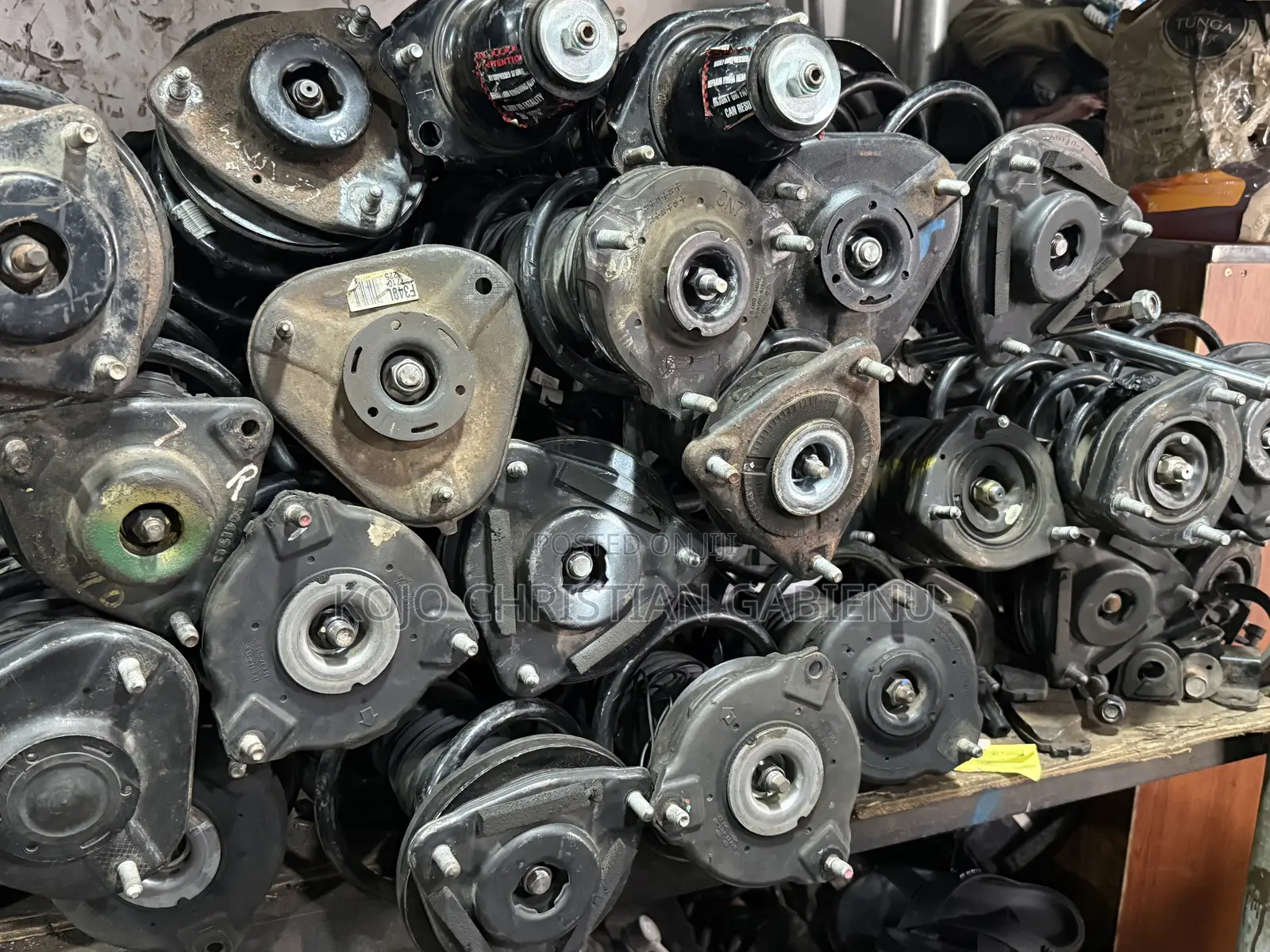 Dealers in All of Japan Back (Axel, Hubs & Shocks) From Shocks
