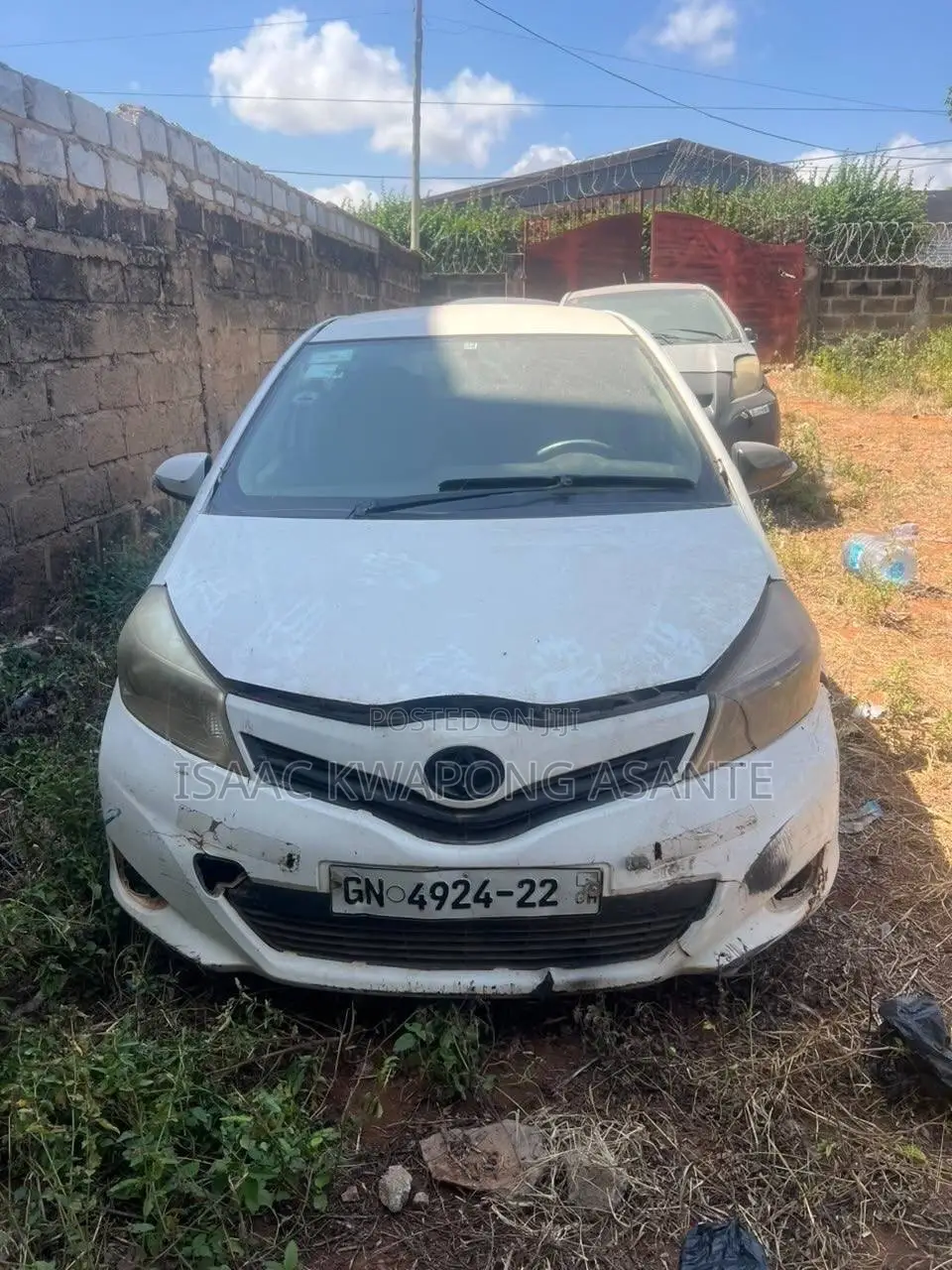 Toyota Vitz 1.3 AWD 5dr 2012 White