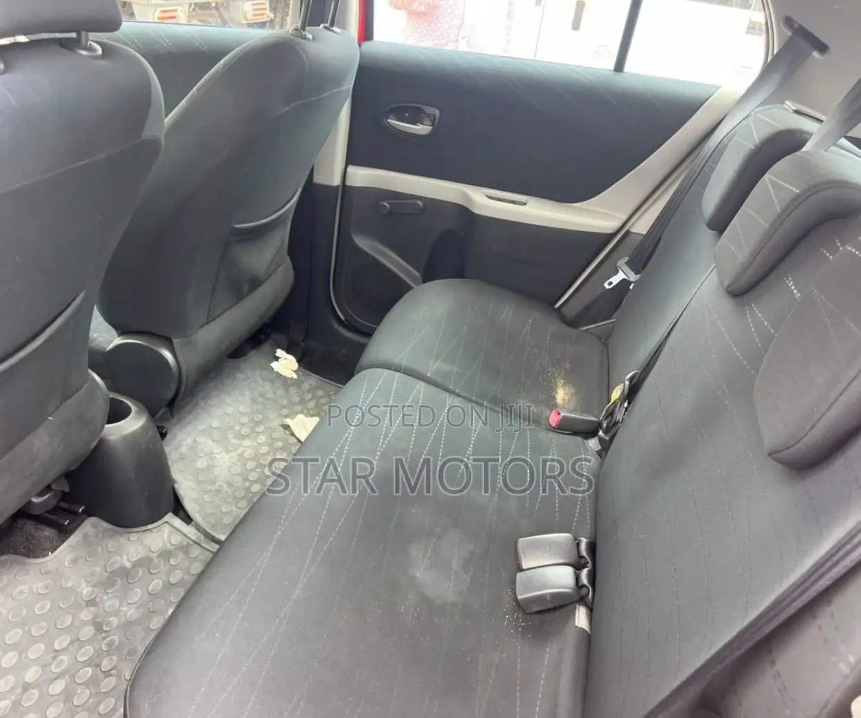 Toyota Yaris 2010 Red