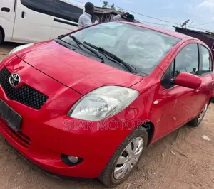 Toyota Yaris 2010 Red