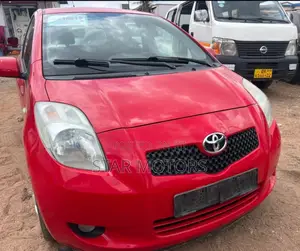 Toyota Yaris 2010 Red